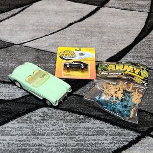 VINTAGE CARS & TOY SOLDIERS BUNDLE